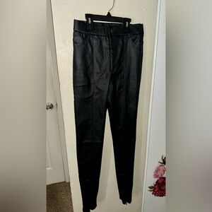 Miss Lola Men's Sleek Black Faux Leather Pants Small